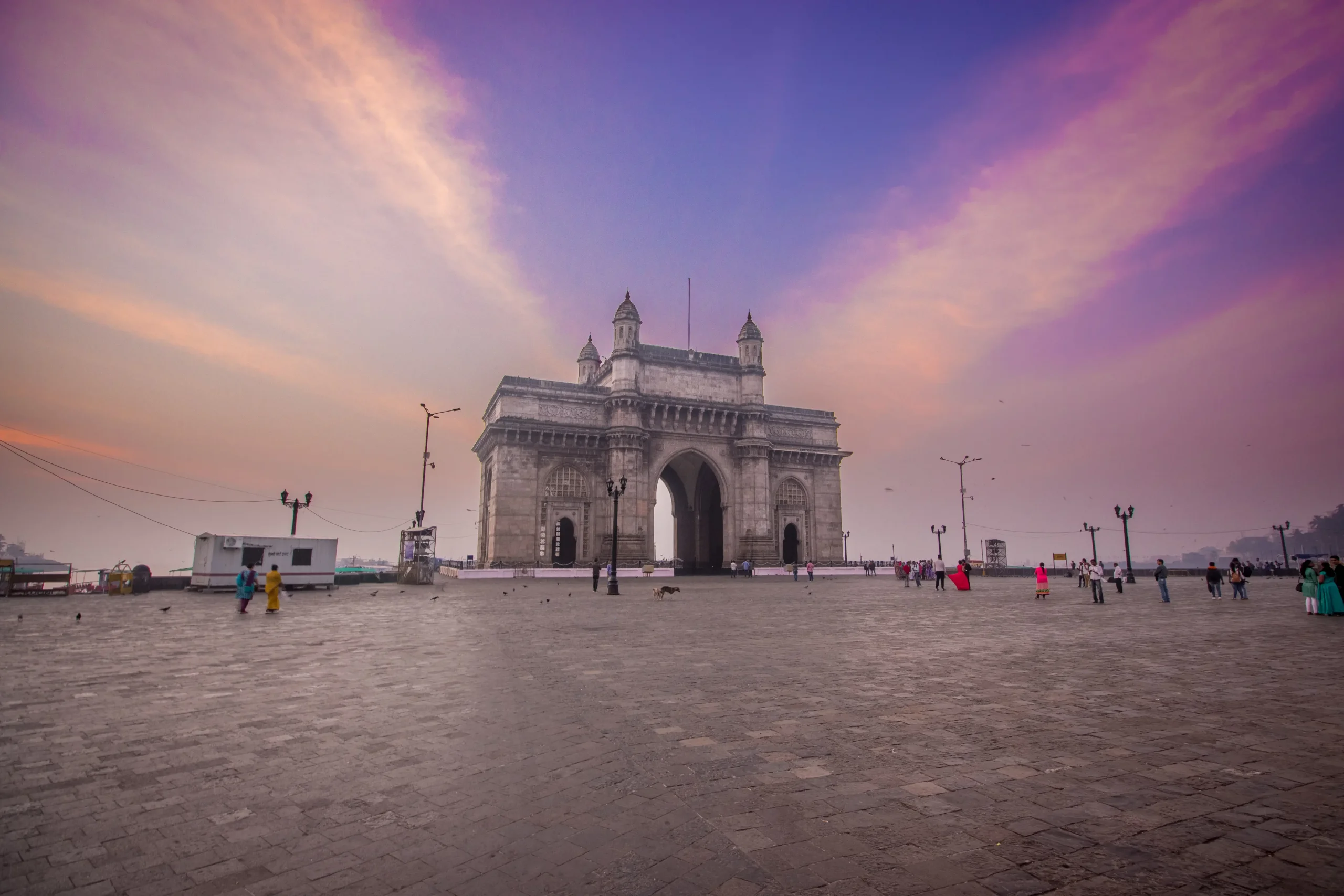 698c1ecf98618_111617-shutterstock_776855884