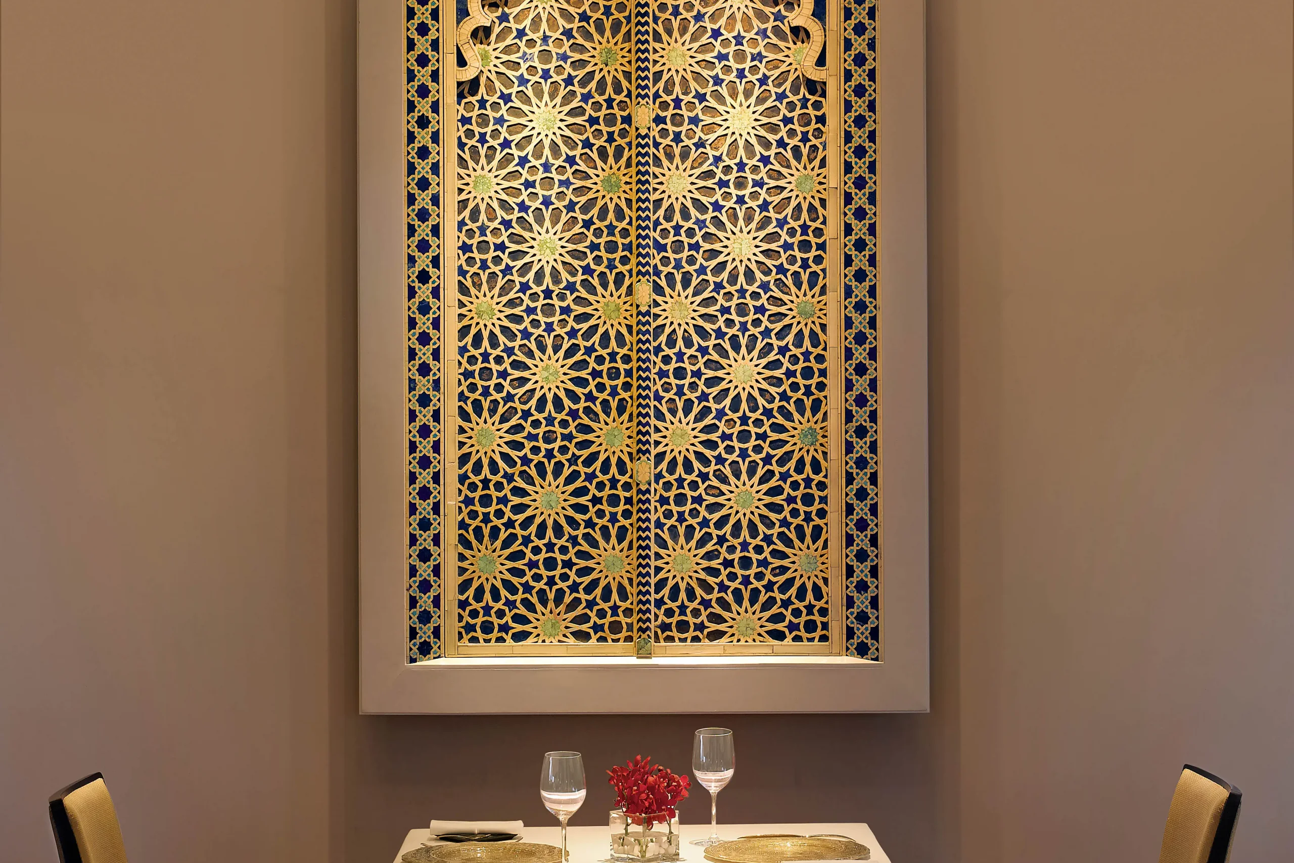 698c2009e72ef_110203-tom-ziya-detail-2