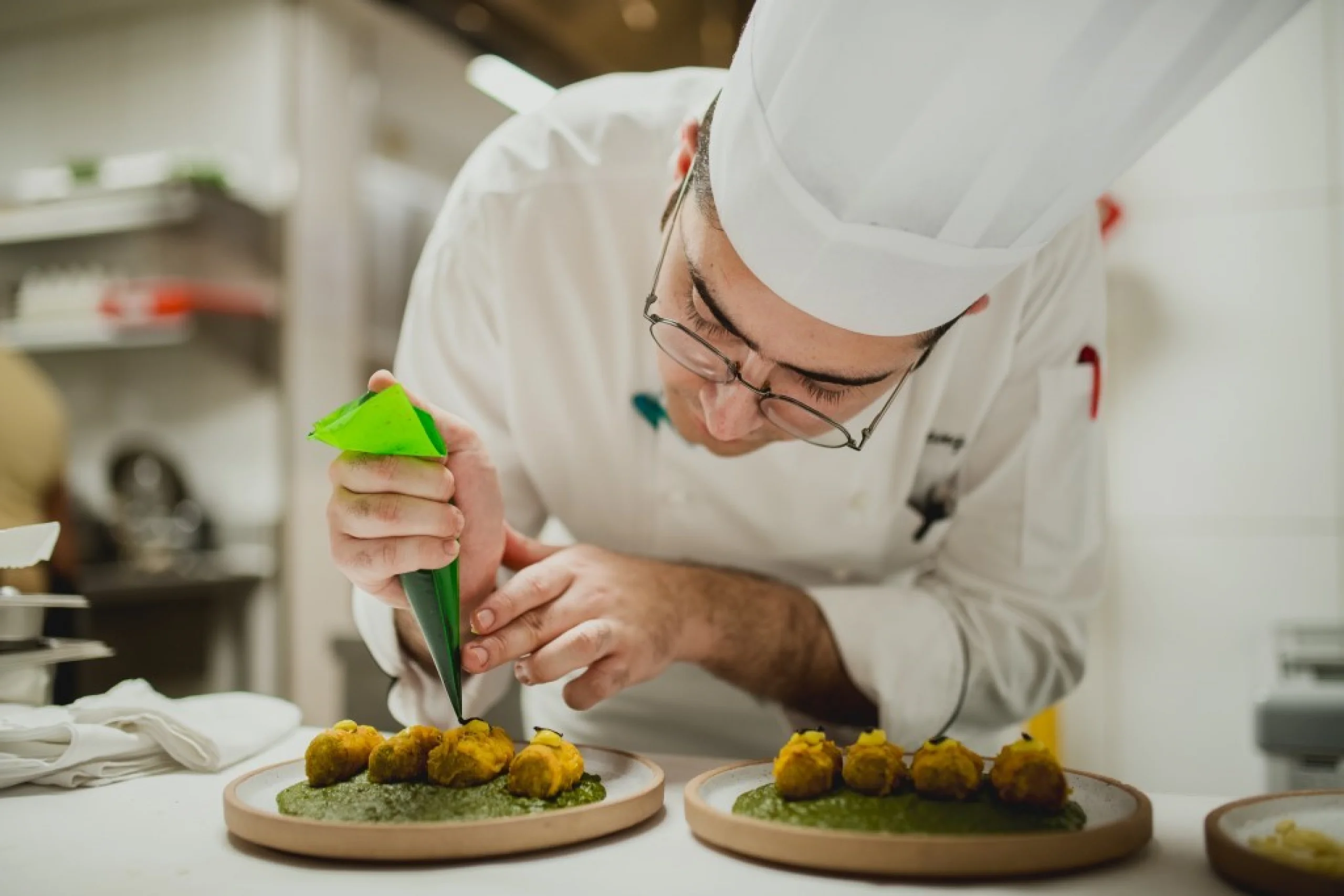 698c45b5c8f80_leisure-activities-a-tryst-with-indian-cooking-and-spice-market-tour-with-our-chef-option2