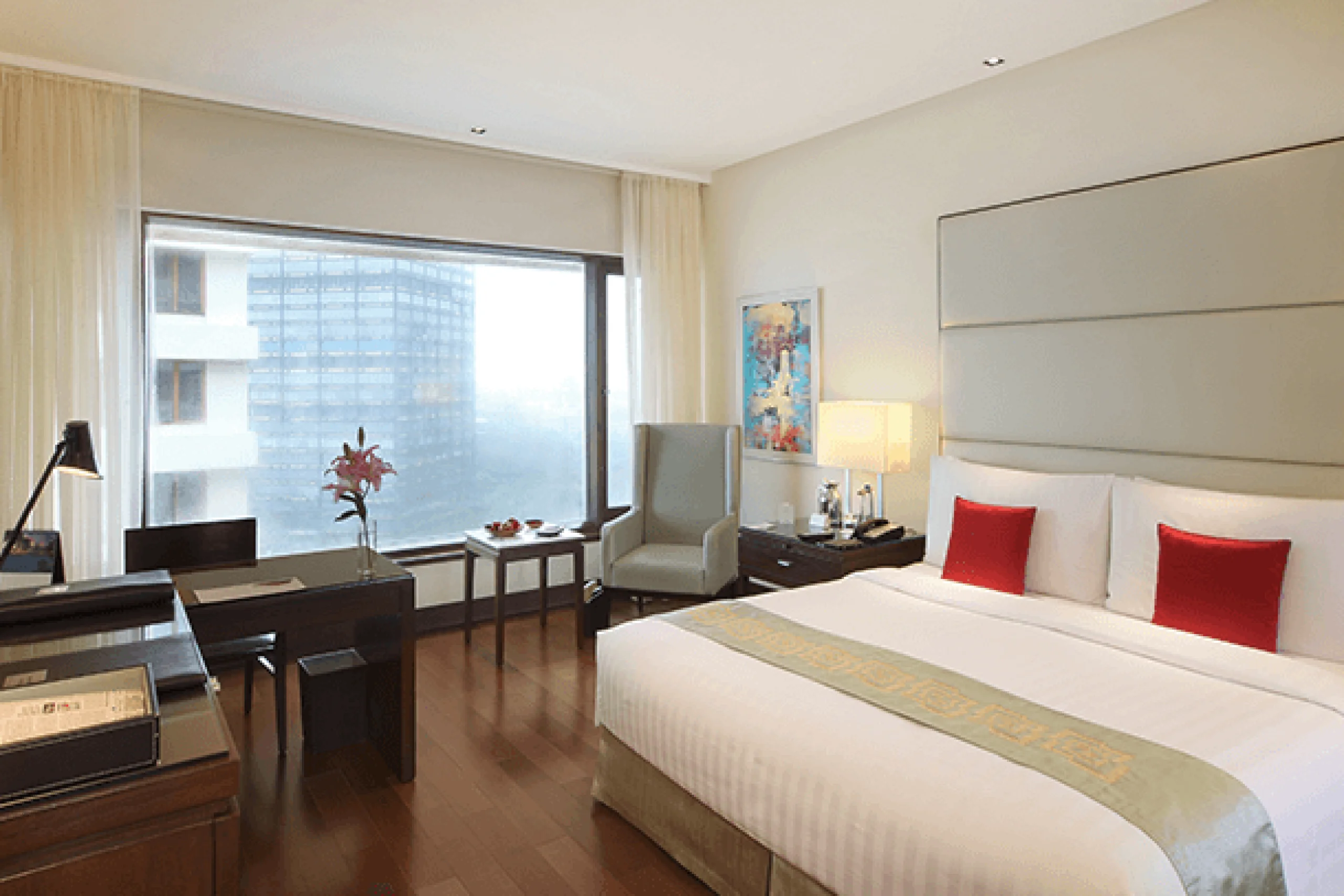 698c4e2b91084_103529-mumbai-room-suite-luxury-room-bedroom