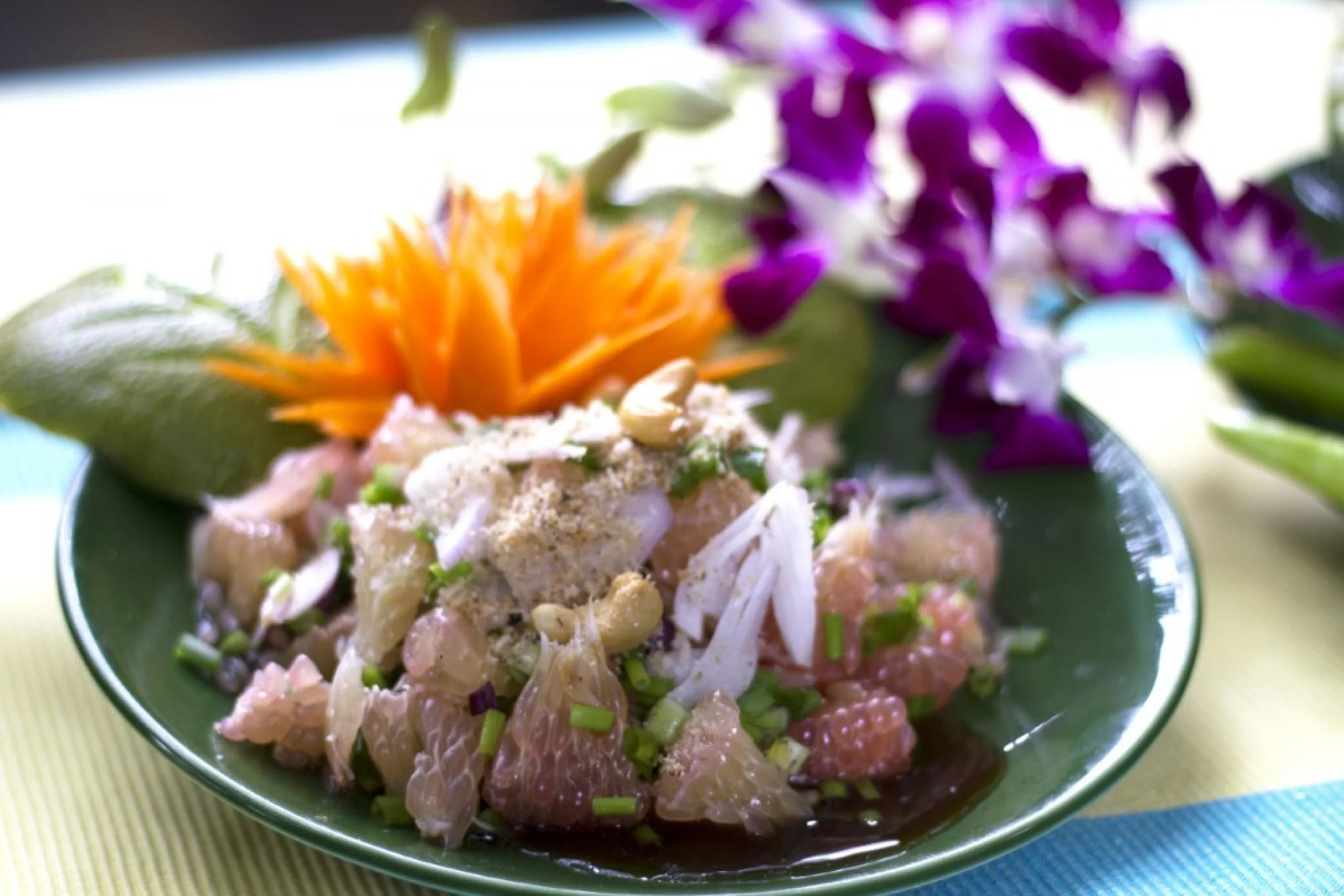 698c59b0e6203_thai-pomello-salad-rim-naam-the-oberoi-bengaluru