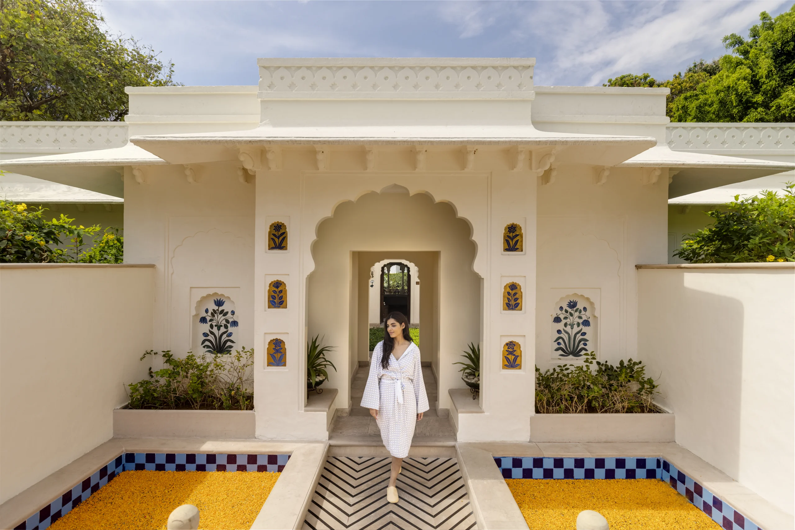 698dd7603c72e_Spa entrance