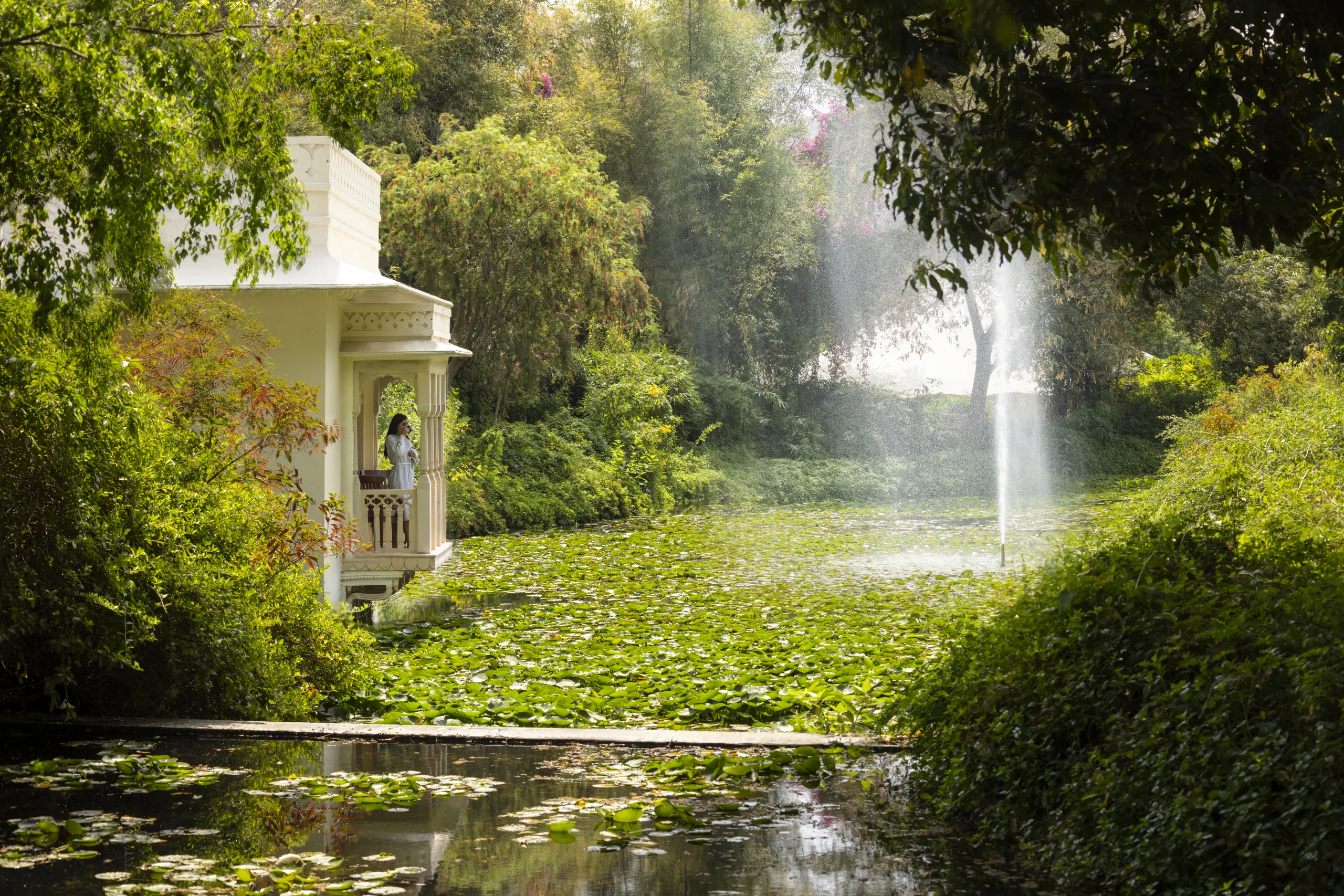 698dd8e204f12_Spa Balcony