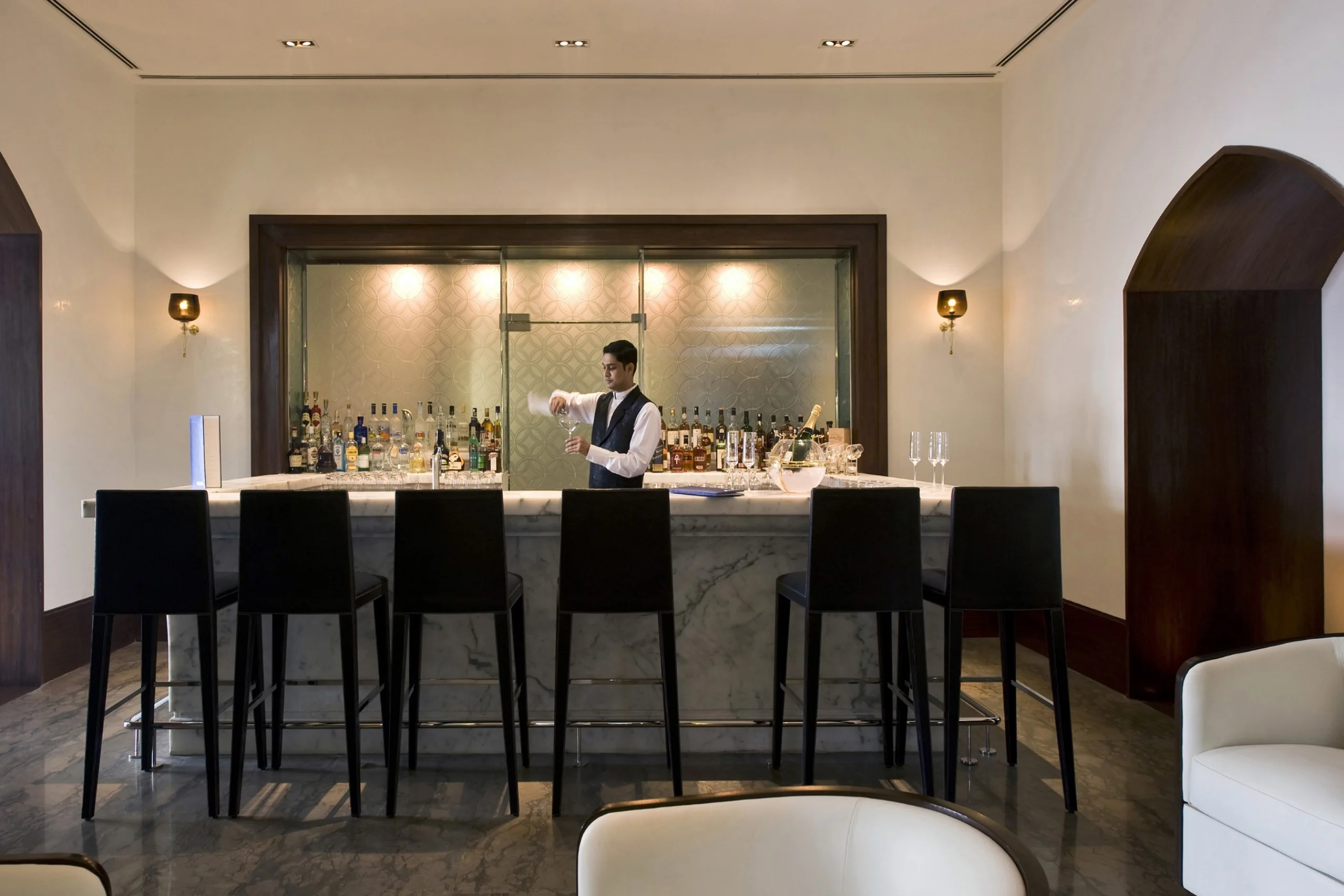 698ebad1742bb_Harbour Bar