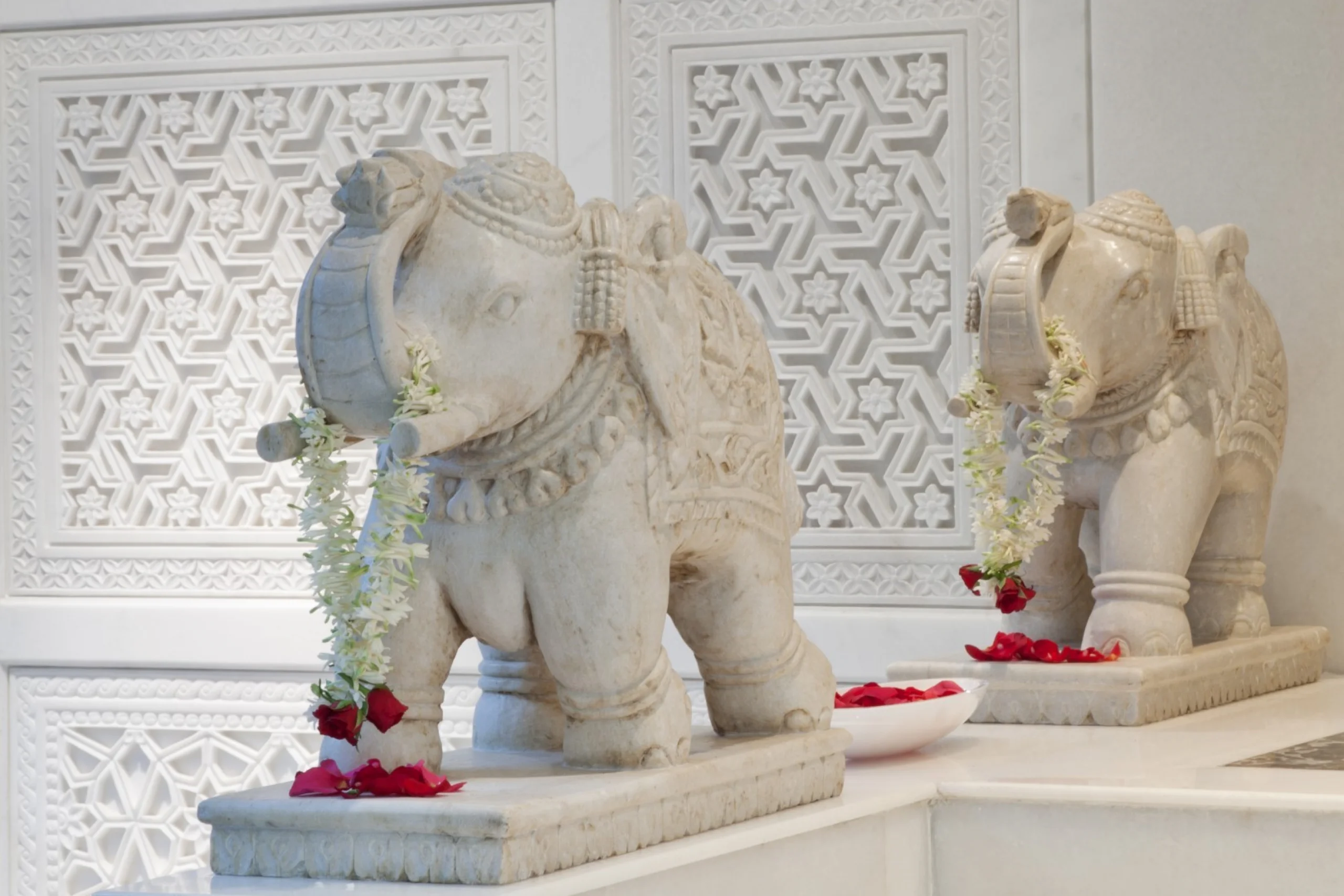 698ebad26983d_Elephants