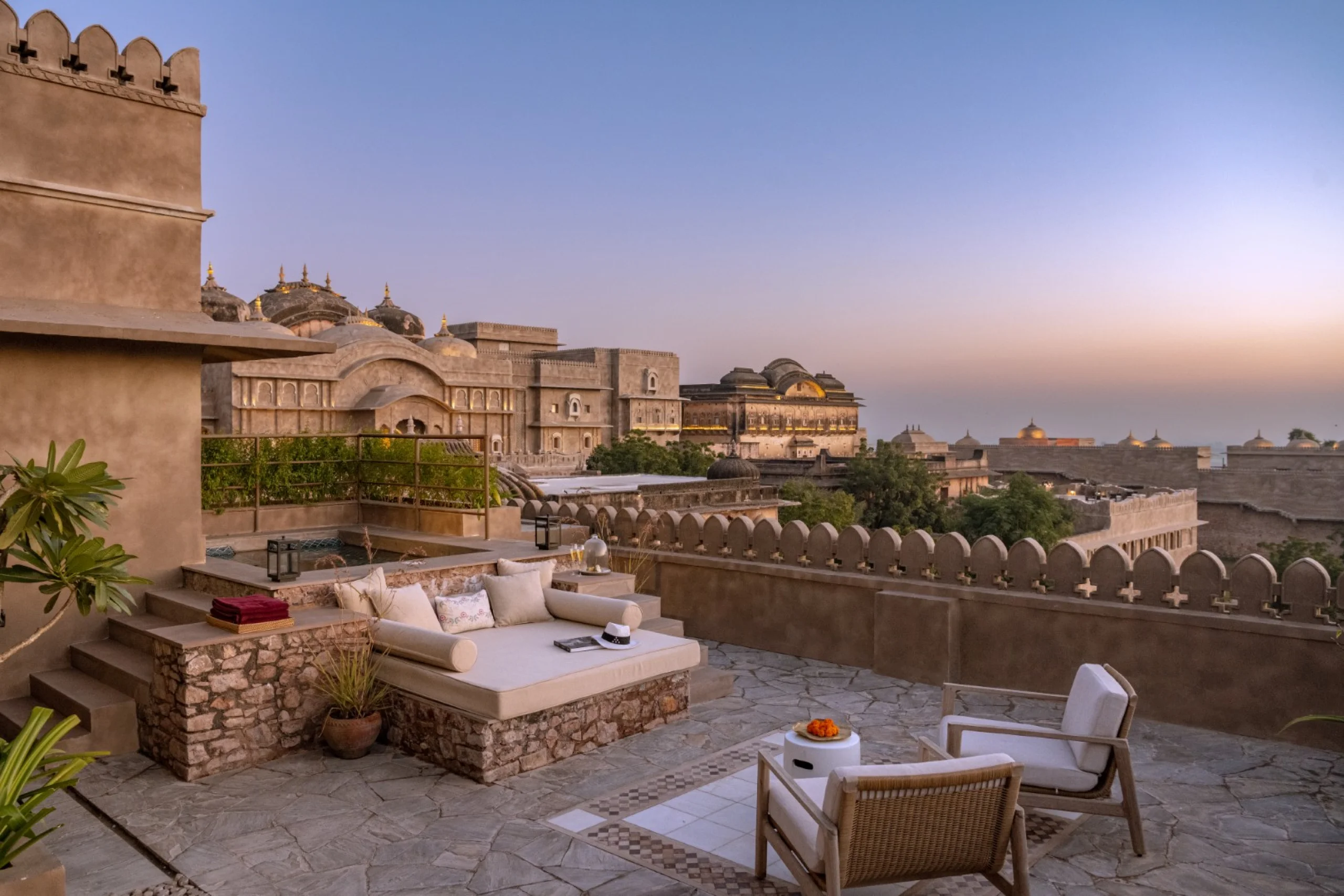 69942f9d893dc_Hot-Tub-Suite