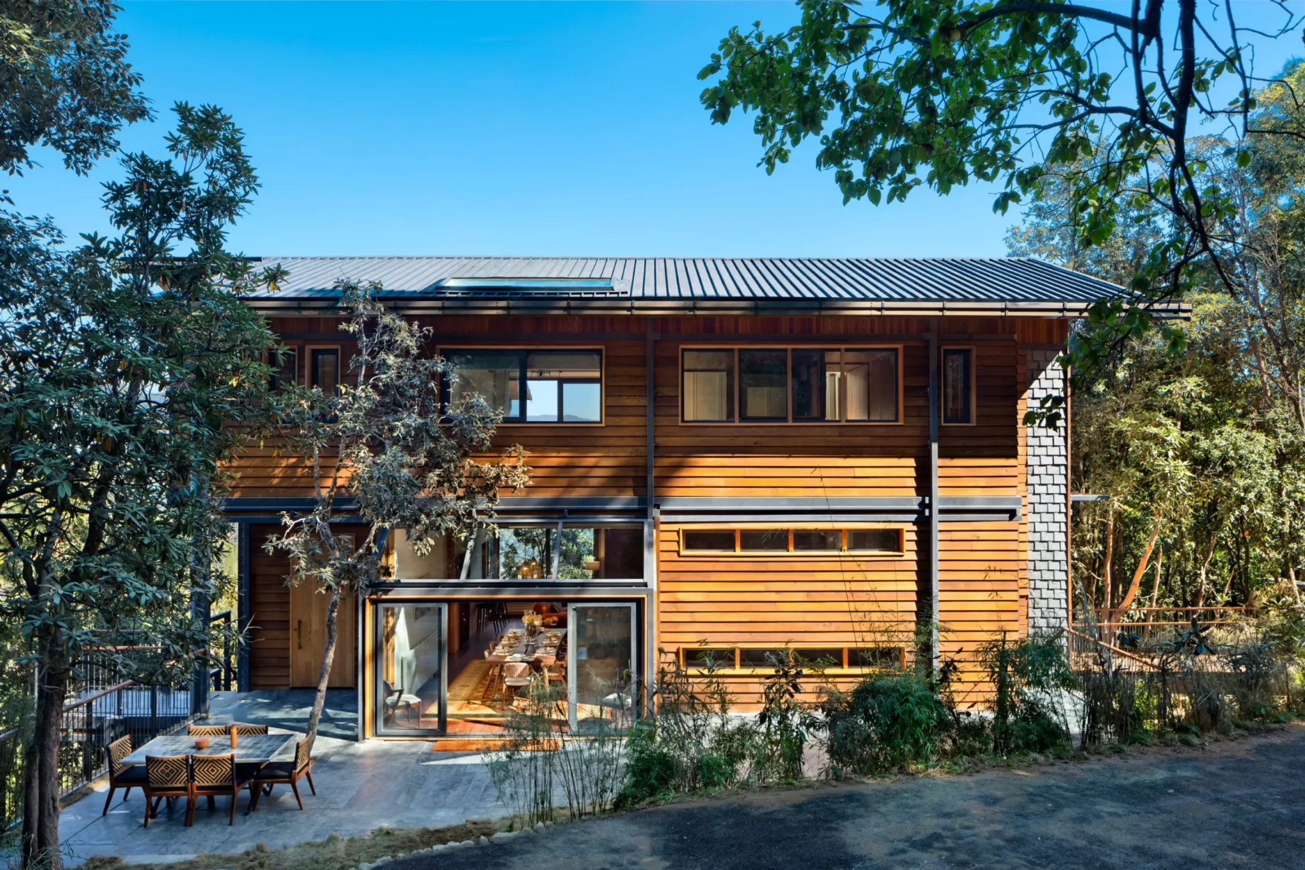 Devanya 20 10 28 © Noughts and Crosses 0474