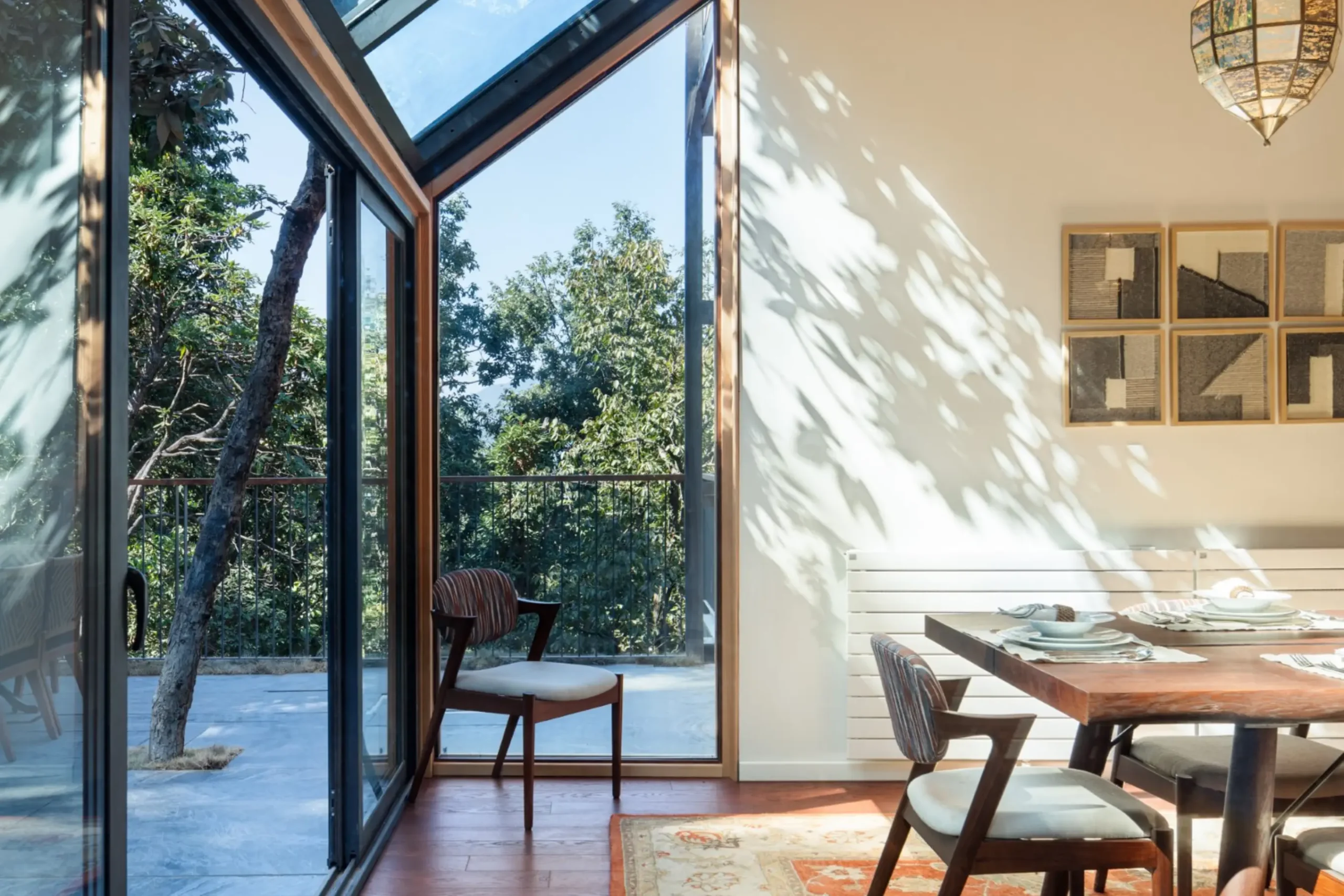 Devanya 20 10 28 © Noughts and Crosses 0518